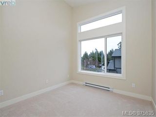 Photo 17: 904 Randall Pl in VICTORIA: La Florence Lake House for sale (Langford)  : MLS®# 754488