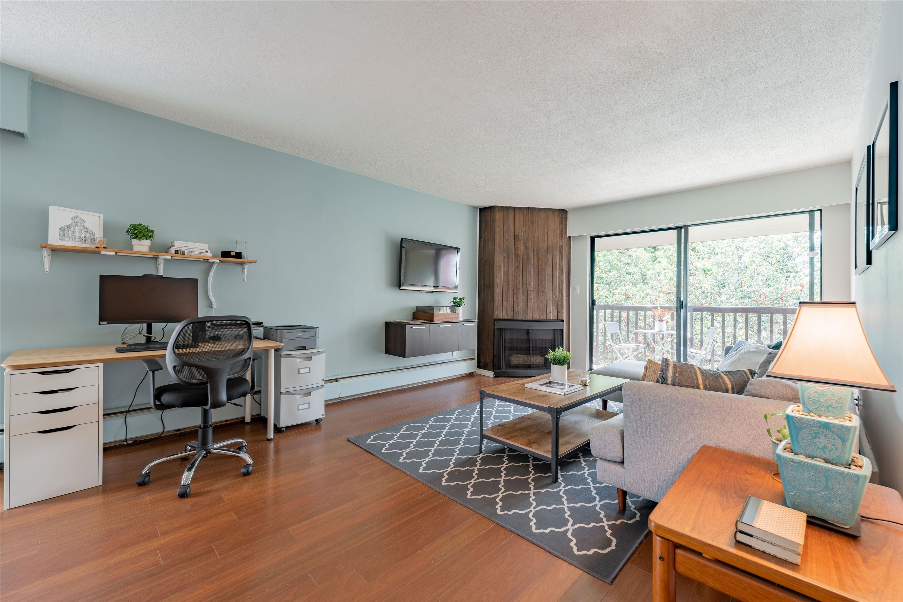 Main Photo: 303 1040 FOURTH Avenue in New Westminster: Uptown NW Condo for sale in "HILLSIDE TERRACE" : MLS®# R2706942
