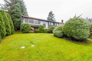 Photo 1: 2326 HURON Drive in Coquitlam: Chineside House for sale in "CHINESIDE" : MLS®# R2238743