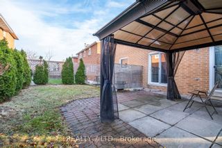 Photo 38: 105 Cherry Hills Drive in Vaughan: Glen Shields House (2-Storey) for sale : MLS®# N8264400