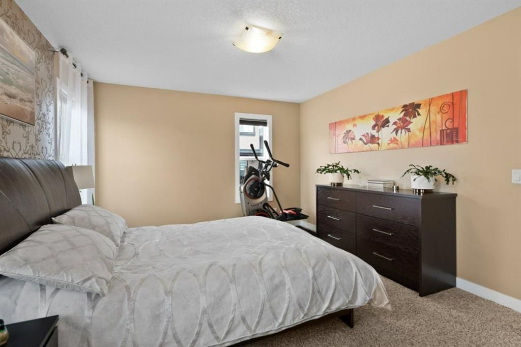Photo 24: Photos: 145 Valley Pointe Way NW in Calgary: Valley Ridge Detached for sale : MLS®# A1212400