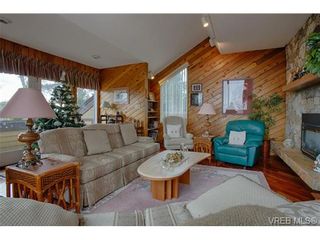 Photo 3: 554 Gemini Dr in VICTORIA: Me Rocky Point House for sale (Metchosin)  : MLS®# 658364