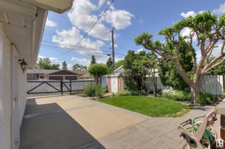 Photo 2: 10711 132 Avenue in Edmonton: Zone 01 House for sale : MLS®# E4301807
