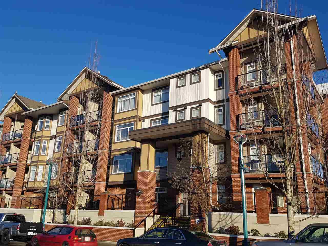Main Photo: 133 5660 201A Street in Langley: Langley City Condo for sale in "paddington station" : MLS®# R2229059