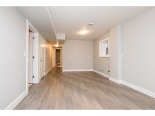 Photo 17: 27645 RAILCAR Crescent in Abbotsford: Aberdeen House for sale : MLS®# R2125726
