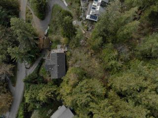 Photo 3: 5704 CARMEL PLACE in Sechelt: Sechelt District House for sale (Sunshine Coast)  : MLS®# R2517180