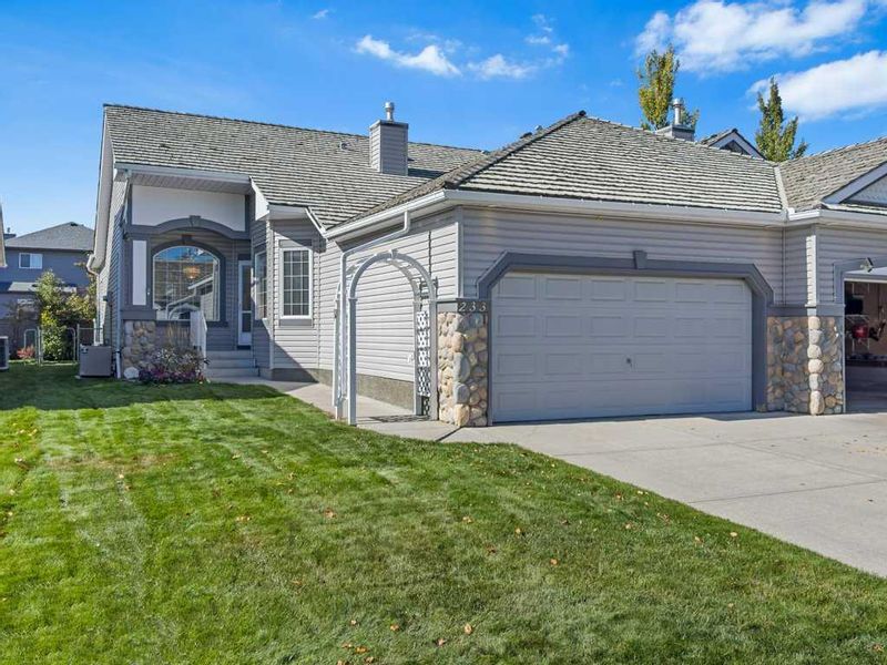 FEATURED LISTING: 233 Chaparral Villas Southeast Calgary