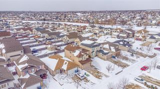 Photo 42: 150 Nordstrom Drive in Winnipeg: Island Lakes Residential for sale (2J)  : MLS®# 202226907
