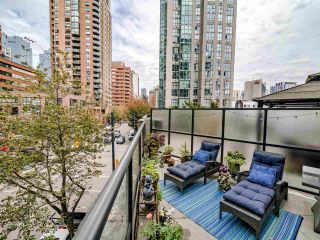Photo 2: 305 1212 HOWE Street in Vancouver: Downtown VW Condo for sale (Vancouver West)  : MLS®# R2515062