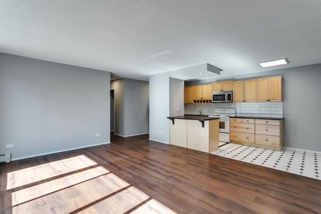 Main Photo: 307 903 19 Avenue SW in Calgary: Lower Mount Royal Apartment for sale : MLS®# A1152500