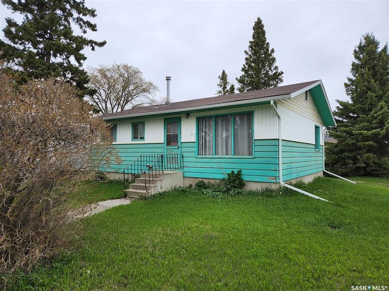FEATURED LISTING: 819 98th Avenue Tisdale