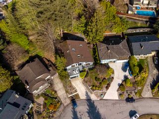Photo 9: 34 DARNEY Bay in Port Moody: Barber Street House for sale : MLS®# R2866008