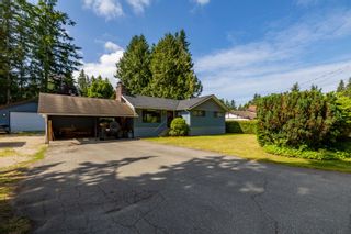Photo 1: 19950 38A Avenue in Langley: Brookswood Langley House for sale : MLS®# R2788792