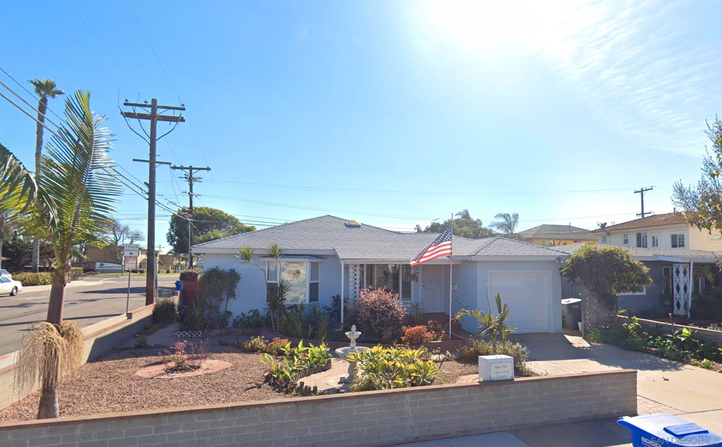 Main Photo: IMPERIAL BEACH House for sale : 3 bedrooms : 291 Ebony Ave
