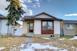 Photo 2: 3727 44 Avenue NE in Calgary: Whitehorn Detached for sale : MLS®# A1172903
