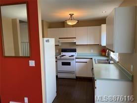 Photo 3: 1 758 Robron Rd in Campbell River: CR Campbell River South Row/Townhouse for sale : MLS®# 876116