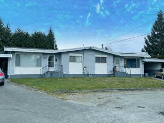 Photo 1: 2187 SANDALWOOD Crescent in Abbotsford: Central Abbotsford Duplex for sale : MLS®# R2545959