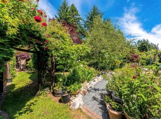 Photo 6: 1728 Dogwood Ave in Comox: CV Comox (Town of) House for sale (Comox Valley)  : MLS®# 948528