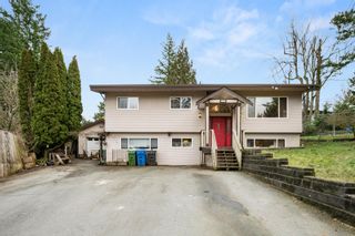 Photo 1: 2974 CASTLE Court in Abbotsford: Abbotsford West House for sale : MLS®# R2677969