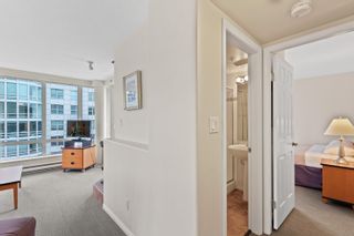 Photo 15: 801 910 BEACH Avenue in Vancouver: Yaletown Condo for sale in "The Meridian" (Vancouver West)  : MLS®# R2641851