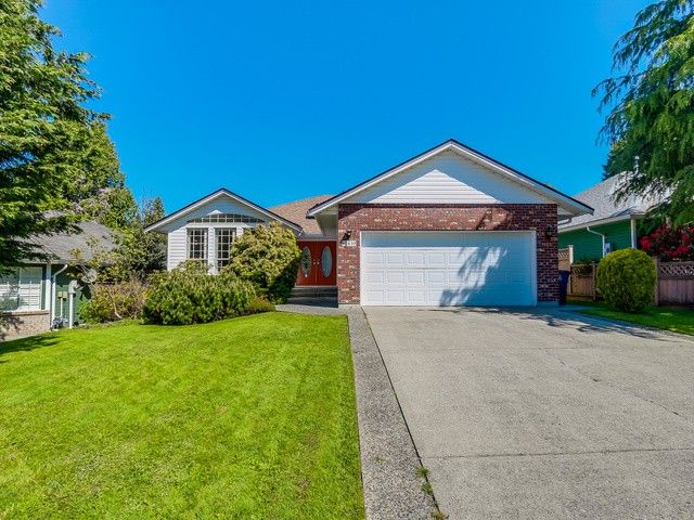 Main Photo: 12635 19TH Avenue in Surrey: Crescent Bch Ocean Pk. House for sale (South Surrey White Rock)  : MLS®# F1440710