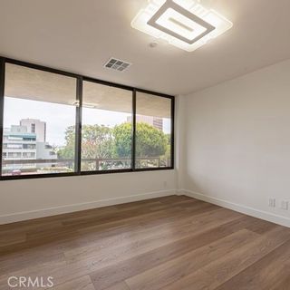 Photo 7: 121 S. Hope St in Los Angeles: Residential Lease for sale (C42 - Downtown L.A.)  : MLS®# SR23091099