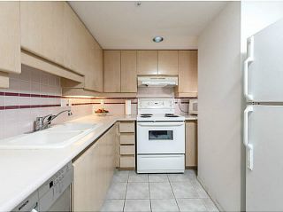 Photo 9: 3002 183 KEEFER Place in Vancouver: Downtown VW Condo for sale in "Paris Place" (Vancouver West)  : MLS®# V1079874