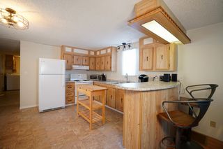 Photo 6: 9 King Crescent in Portage la Prairie RM: House for sale : MLS®# 202301663