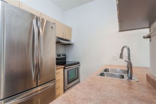 Photo 4: 301 22 E CORDOVA Street in Vancouver: Downtown VE Condo for sale in "THE VAN HORNE" (Vancouver East)  : MLS®# R2085018