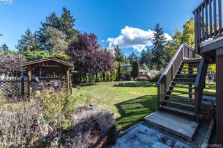 Photo 26: 2271 Moyes Rd in VICTORIA: La Thetis Heights House for sale (Langford)  : MLS®# 799430