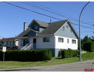 Photo 1: 21018 95A AV in Langley: House for sale : MLS®# F2912156