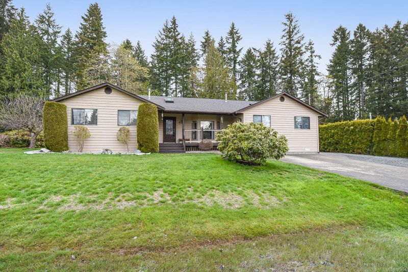 FEATURED LISTING: 2555 Falcon Crest Dr Courtenay