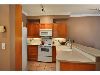 Photo 4: 310 131 W 3RD Street in North Vancouver: Lower Lonsdale Condo for sale in "Seascape Landing" : MLS®# V887354