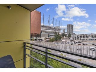 Photo 13: 602 29 SMITHE Mews in Vancouver: Yaletown Condo for sale in "Coopers Lookout" (Vancouver West)  : MLS®# R2724004