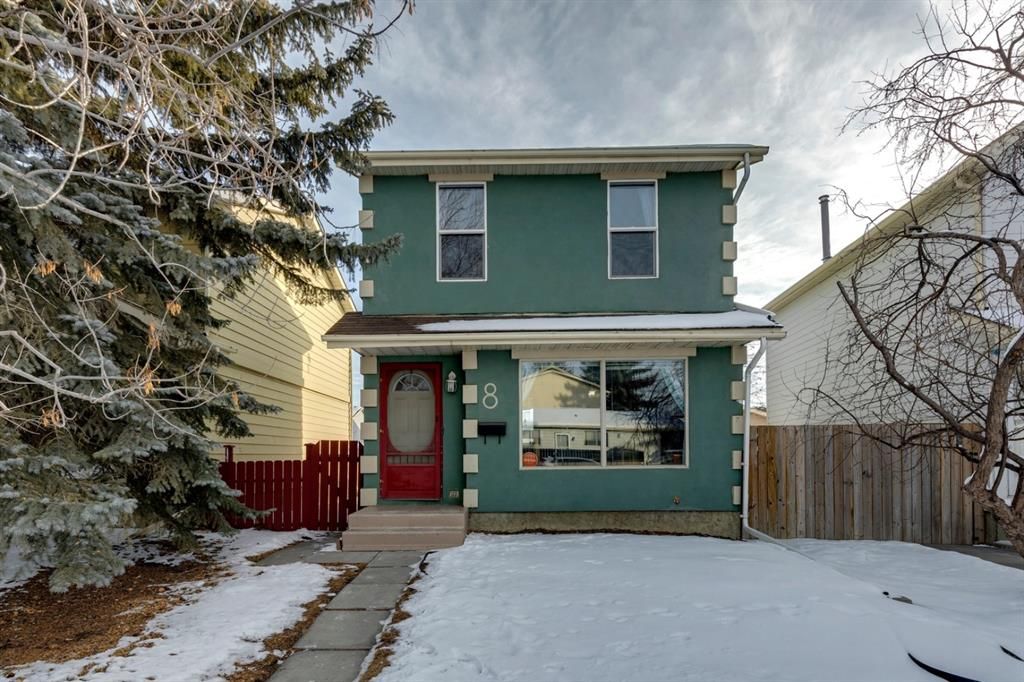 Main Photo: 8 Erin Ridge Place SE in Calgary: Erin Woods Detached for sale : MLS®# A1187064