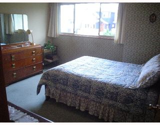 Photo 8: 2834 KITCHENER Street in Vancouver: Renfrew VE House for sale (Vancouver East)  : MLS®# V640446