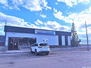 Photo 1: 561 Railway Avenue in Grayson: Commercial for sale : MLS®# SK928891