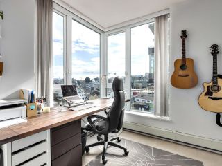 Photo 18: 906 1833 CROWE Street in Vancouver: False Creek Condo for sale in "FOUNDRY" (Vancouver West)  : MLS®# R2783259