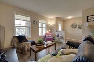 Photo 4: 732 Secord Boulevard: Edmonton House for sale : MLS®# E4128935