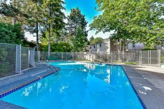 Photo 16: 39 10555 153RD Street in Surrey: Guildford Townhouse for sale in "guildford mews" (North Surrey)  : MLS®# R2255781