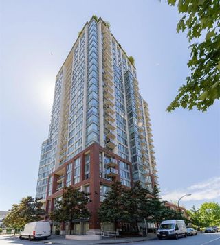 Main Photo: 2109 550 TAYLOR Street in Vancouver: Downtown VW Condo for sale in "Taylor" (Vancouver West)  : MLS®# R2882464