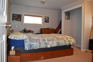 Photo 8: 5626 CREEKSIDE Place in Sechelt: Sechelt District Manufactured Home for sale (Sunshine Coast)  : MLS®# R2318718