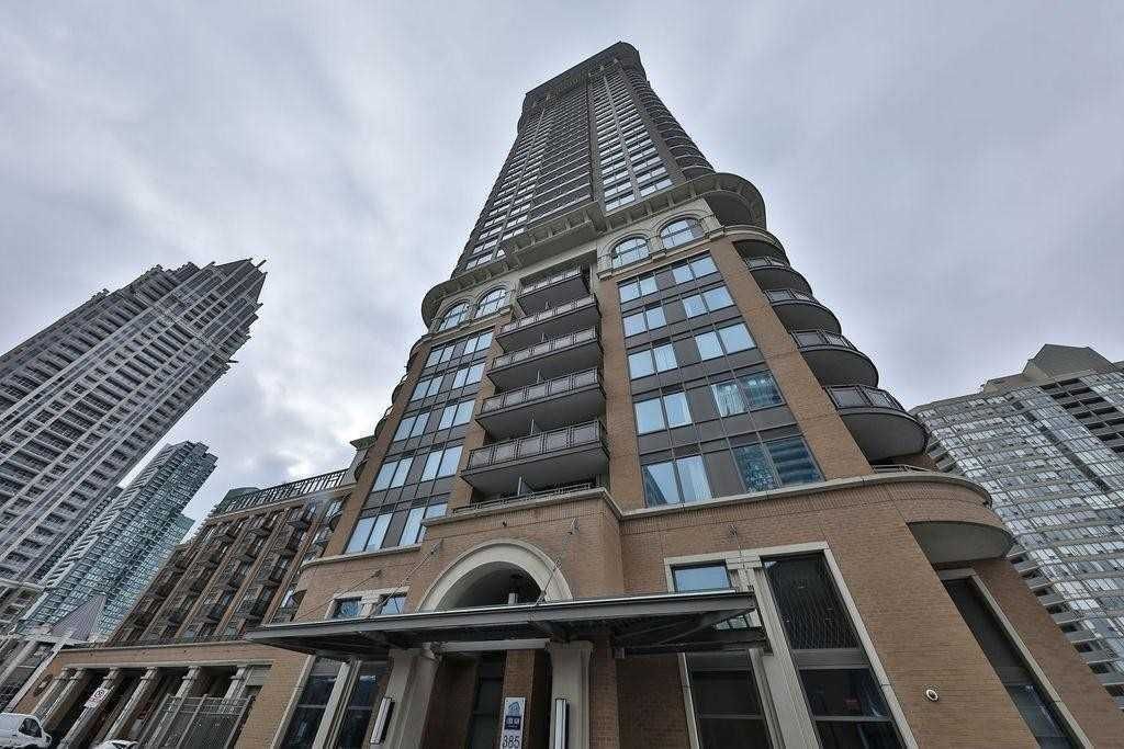 Main Photo: 3508 385 Prince Of Wales Drive in Mississauga: City Centre Condo for lease : MLS®# W5559413