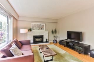 Photo 4: 249 E 46 Avenue in Vancouver: Main House for sale (Vancouver East)  : MLS®# R2061500