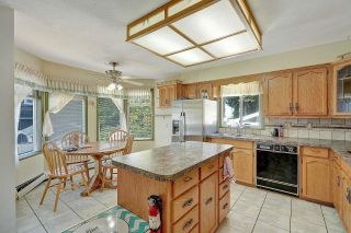Photo 8: 2539 TULIP Crescent in Abbotsford: Abbotsford West House for sale : MLS®# R2832532