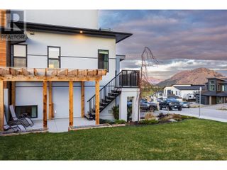 Photo 7: 2772 Canyon Crest Drive in West Kelowna: House for sale : MLS®# 10306867