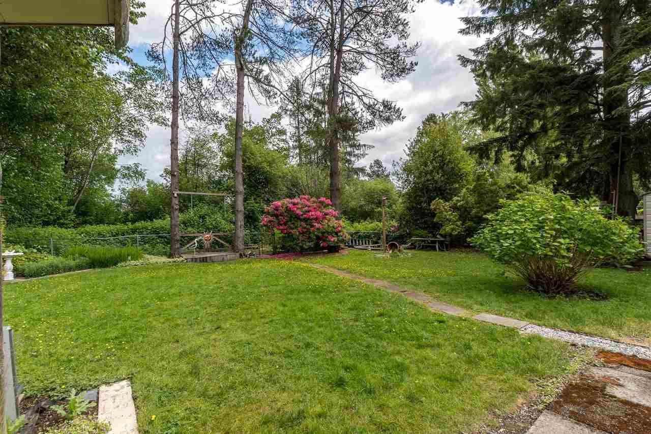 Photo 32: Photos: 3872 ST. THOMAS Street in Port Coquitlam: Lincoln Park PQ House for sale in "LINCOLN PARK" : MLS®# R2588413
