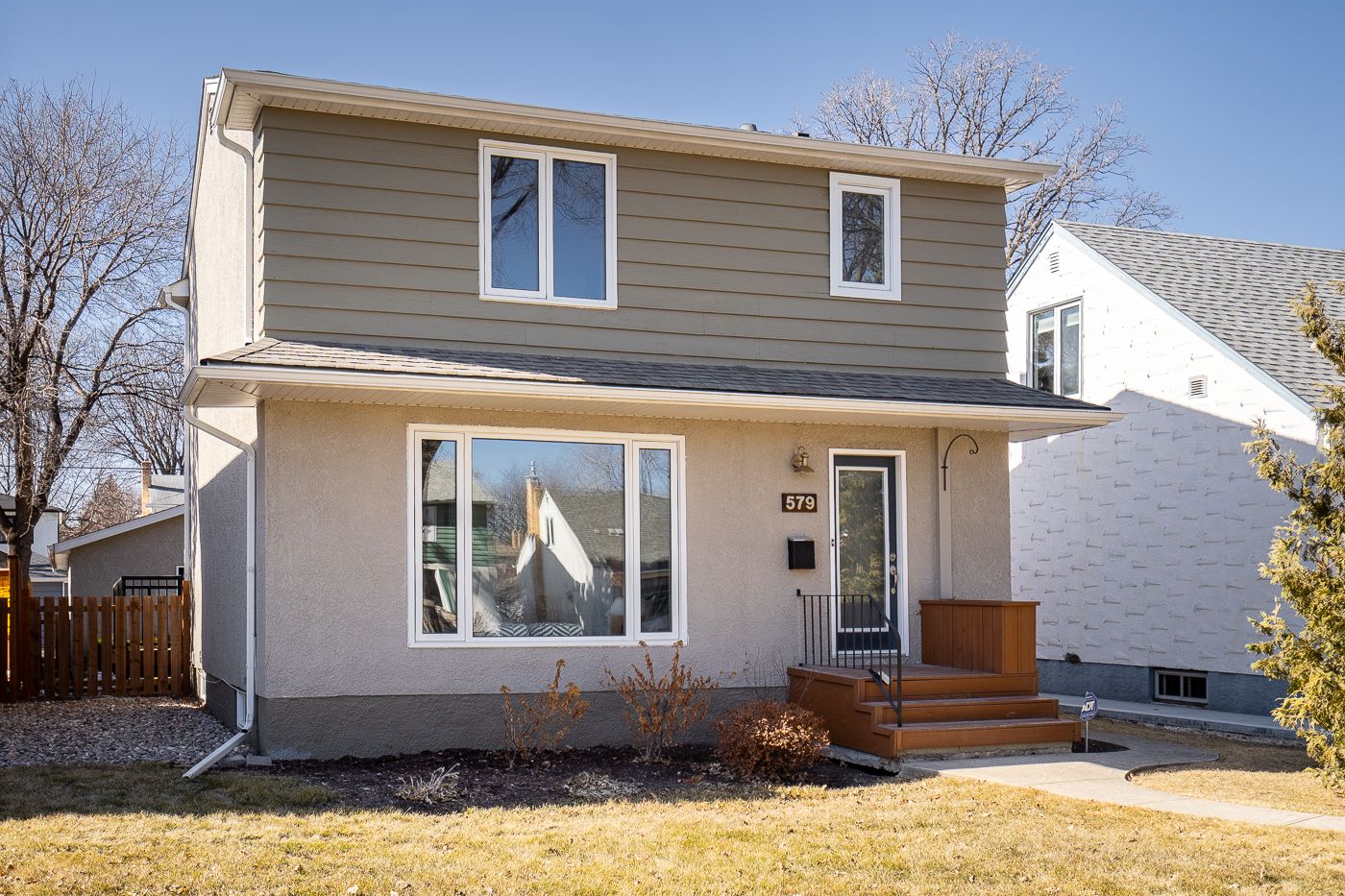 Main Photo: River Heights Two Storey: House for sale (Winnipeg) 