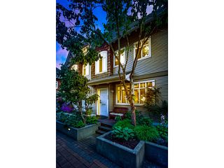 Photo 2: 2856 E KENT Avenue in Vancouver: Fraserview VE Townhouse for sale in "LIGHTHOUSE TERRACE" (Vancouver East)  : MLS®# V1074402