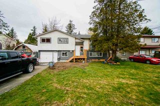 Photo 1: 27099 28B Avenue in Langley: Aldergrove Langley House for sale : MLS®# R2551967